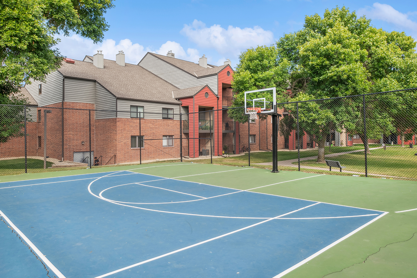 luxury eden prairie apartments basketball court